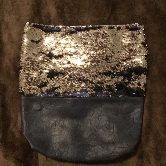 NWT Anthropologie Leather/Sequin Clutch - Picture 4 of 10
